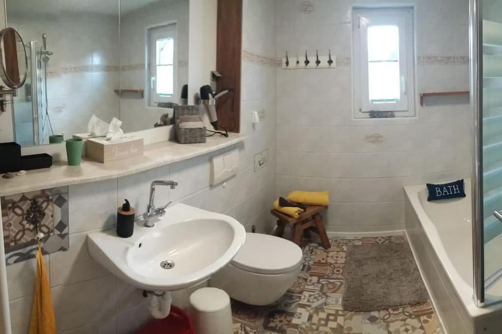Ferienwohnung Zum Wenning Mit Garten In 斯塔德特罗恩 外观 照片