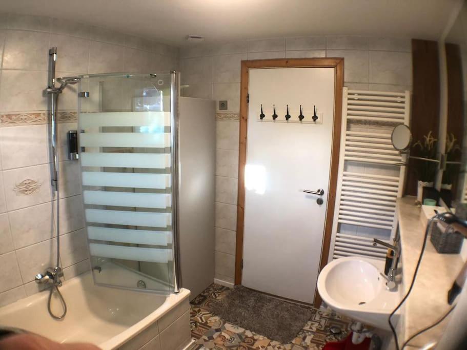 Ferienwohnung Zum Wenning Mit Garten In 斯塔德特罗恩 外观 照片